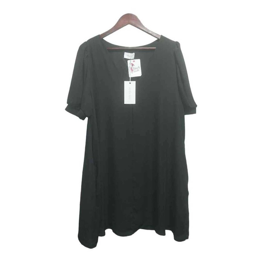 NWT Short sleeve lined black dress by Adrienne.  Size 18‎